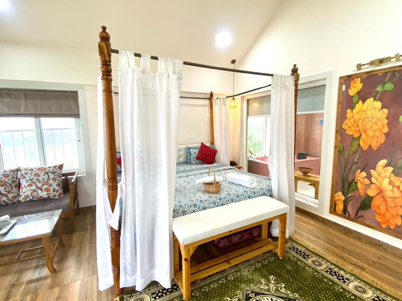 King Room with Mountain View