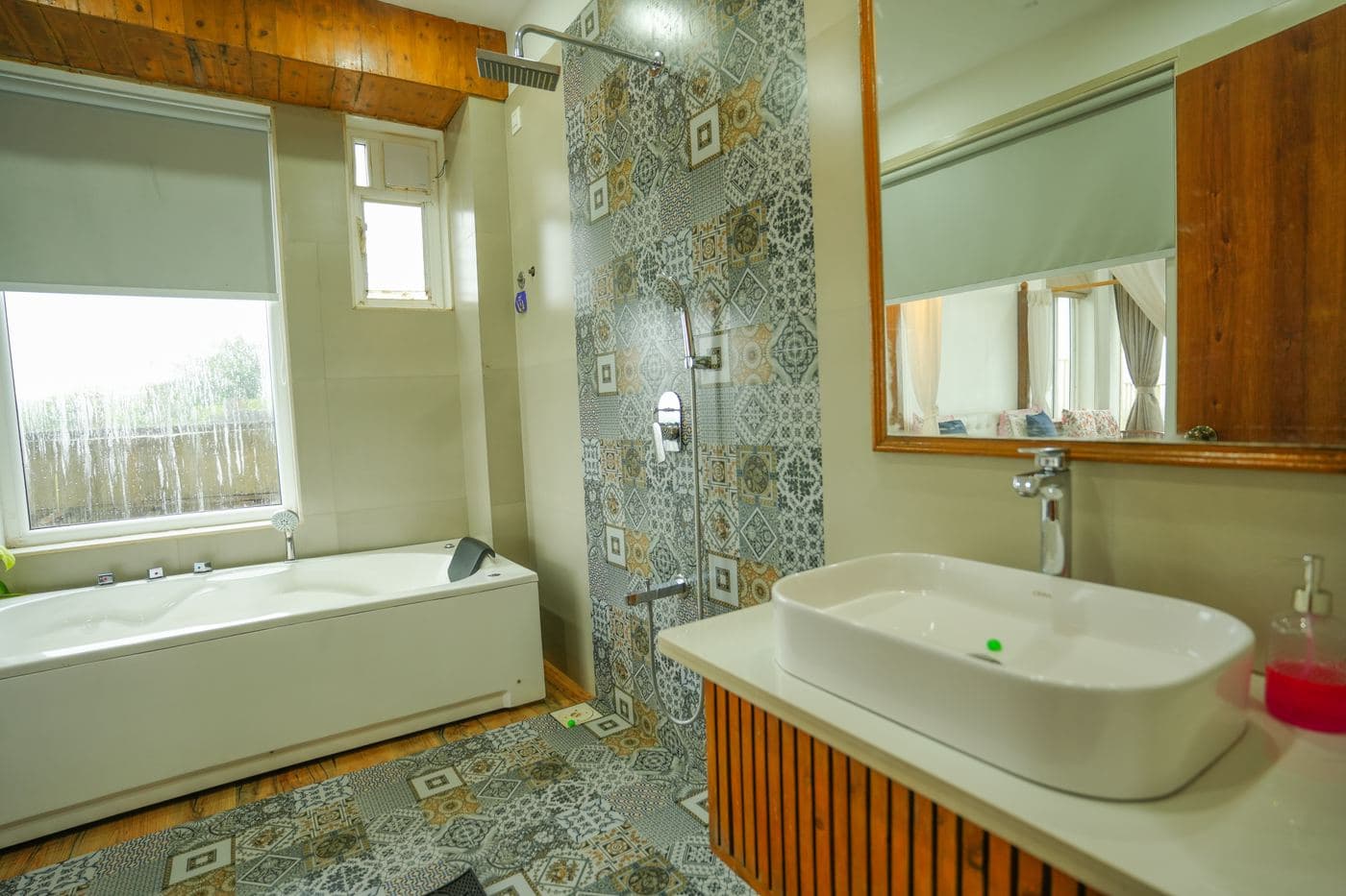 Bathroom vanity with hand-patterned tiling